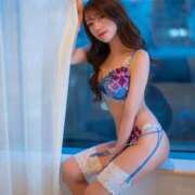 さおり 今月ラスト🌻 Lounge Yoki東京