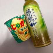 ヒメ日記 2026/04/25 22:57 投稿 水嶋もえ 全裸革命orおもいっきり痴漢電車