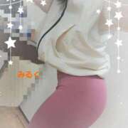 ヒメ日記 2025/12/22 17:41 投稿 みるく スポコスkunkakunka