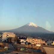 らん 富士山だぞっ🗻 ハピネス＆ドリーム 松山道後温泉