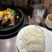 ヒメ日記 2025/11/07 14:39 投稿 ほたる プールサイド