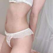 しおり お得なクーポン❕❕ E+アイドルスクール船橋店