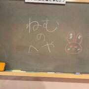 ヒメ日記 2025/11/29 17:02 投稿 ねむ☆胸を打ち抜くずっきゅん笑顔 妹系イメージSOAP萌えフードル学園 大宮本校