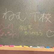 ヒメ日記 2025/12/30 00:01 投稿 ねむ☆胸を打ち抜くずっきゅん笑顔 妹系イメージSOAP萌えフードル学園 大宮本校