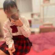 ヒメ日記 2026/05/06 00:36 投稿 ねむ☆胸を打ち抜くずっきゅん笑顔 妹系イメージSOAP萌えフードル学園 大宮本校