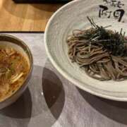 しおり 🤤 レモンカフェ