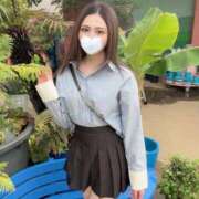 かすみ 最近、めっちゃ面白いことがあったの！聞いて！ Gossip girl