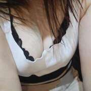 ヒメ日記 2025/11/09 15:37 投稿 はるみ♡S級業界初デビュー美乳 CURE（辻）