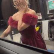 ヒメ日記 2025/11/18 18:15 投稿 りな ノーブラで誘惑する奥さん谷九・日本橋