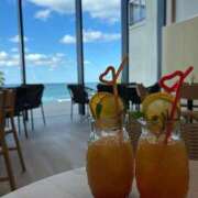 りな 海外みたい💖 ノーブラで誘惑する奥さん谷九・日本橋