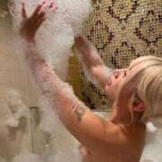 ヒメ日記 2026/04/11 14:57 投稿 りな ノーブラで誘惑する奥さん谷九・日本橋