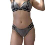 ヒメ日記 2025/12/06 01:33 投稿 こずえ ノーブラで誘惑する奥さん谷九・日本橋