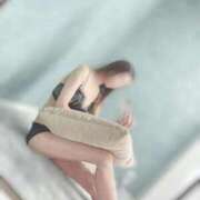 紫藤 かれん 出勤🎀 ESTE ALLURE