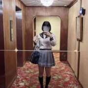 ヒメ日記 2025/11/19 17:06 投稿 成瀬　あずさ 妄想する女学生たち 梅田校