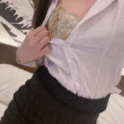 ヒメ日記 2025/10/30 03:19 投稿 にいか 恋するいん乱若妻