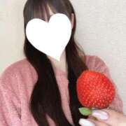 ヒメ日記 2025/12/18 13:01 投稿 なゆ姫 I know すい～つ 生クリームpie