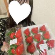 ヒメ日記 2025/12/20 18:15 投稿 なゆ姫 I know すい～つ 生クリームpie