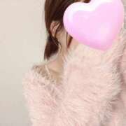 春山◇にこ ふわふわ🩰🪞🎀 赤と黒～女と男の秘密倶楽部～