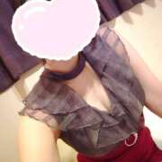 小森　みな 出勤したよ！ 赤と黒～女と男の秘密倶楽部～