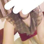 小森　みな 出勤！ 赤と黒～女と男の秘密倶楽部～