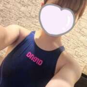 はる 退勤です プールサイド