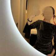 ヒメ日記 2025/12/19 11:00 投稿 長瀬なこ 五反田はじめてのエステ