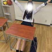 ヒメ日記 2026/08/04 21:30 投稿 もえ 学校帰りの妹に手コキしてもらった件 梅田