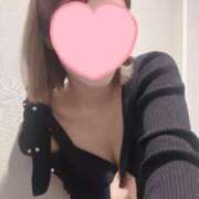 ヒメ日記 2025/10/14 23:49 投稿 馬越まりえ 全裸美女からのカゲキな誘惑