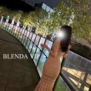 ヒメ日記 2025/10/18 12:45 投稿 東雲もも BLENDA V.I.P東京店