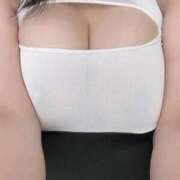 ヒメ日記 2025/09/28 17:29 投稿 りみ 白い巨乳