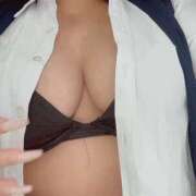 ヒメ日記 2025/10/28 13:09 投稿 りみ 白い巨乳