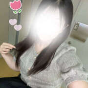 ヒメ日記 2025/12/11 23:05 投稿 チューリップ 飾窓