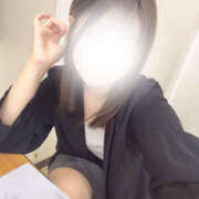 ヒメ日記 2025/12/13 17:00 投稿 チューリップ 飾窓