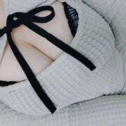 ヒメ日記 2025/12/12 21:54 投稿 ひらり フィエスタ