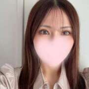 深田りさ 次回、出勤予定🤍🤍 エマーブル