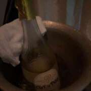 なつ 🍾💖 WHITE（金沢）