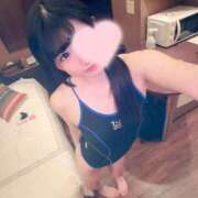 【さくら】おもちゃ大好き生徒 3月の出勤予定🌸 コーチと私と、ビート板･･･