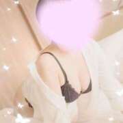 ゆり 💗ねぇ、もっと近くで見て💗 脱がされたい人妻 越谷店