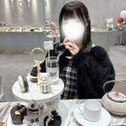 みか みか🐈‍⬛ 派遣型リフレ秋葉原　JK SEVEN