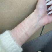 岸本　れいら 五感で イラマチーオ新宿店