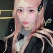 ゆな 明日います🩷 E+アイドルスクール新宿・歌舞伎町店