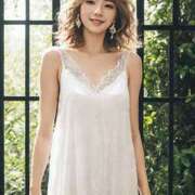 ヒメ日記 2025/10/30 13:58 投稿 ターリャ ブルームーン青い月