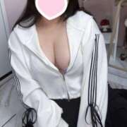 ヒメ日記 2025/10/21 16:21 投稿 あかり エンジェルマスカット