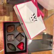 奥田なぎさ だーいすきなチョコレート🍫 デリス新宿