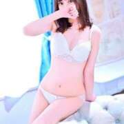 ヒメ日記 2025/10/13 16:17 投稿 ブドウ 飾窓