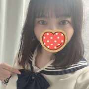 ヒメ日記 2025/11/28 11:43 投稿 ブドウ 飾窓