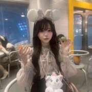 あやの ぎゅってして?🐰🤍 IRIS一宮