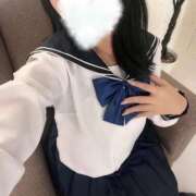 ゆう セーラー服 全裸の女神orいたずら痴漢電車