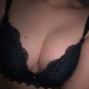 ヒメ日記 2026/04/04 12:17 投稿 七瀬みさき 全裸革命orおもいっきり痴漢電車