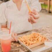 ヒメ日記 2025/09/23 19:08 投稿 なぎ ノーパンエステ!?絶頂させる天使たち